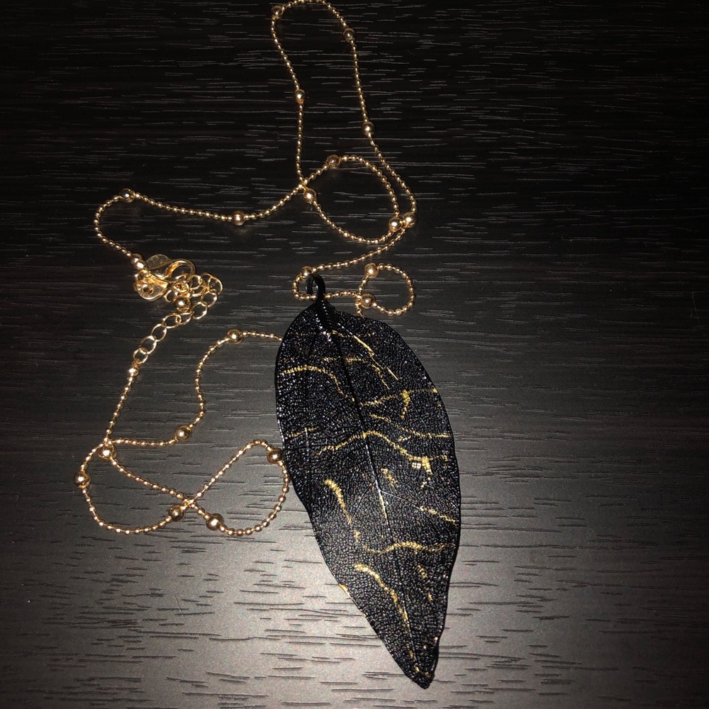 Long Leaf Necklace